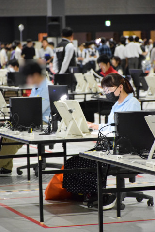 パソコンデータ入力種目 努力賞 高橋 詩織さん写真